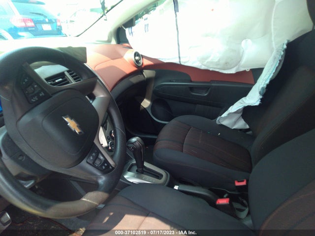 Chevrolet SONIC LT 2016 1G1JC6SB8G4136112 Image 6