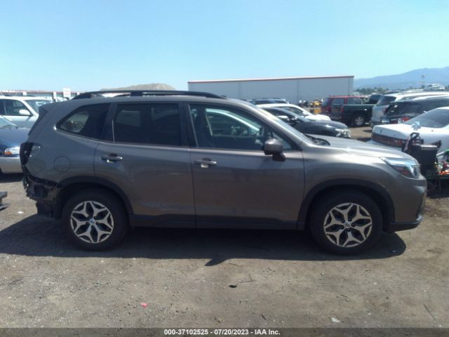 JF2SKAGC7KH591944 Subaru Forester Premium