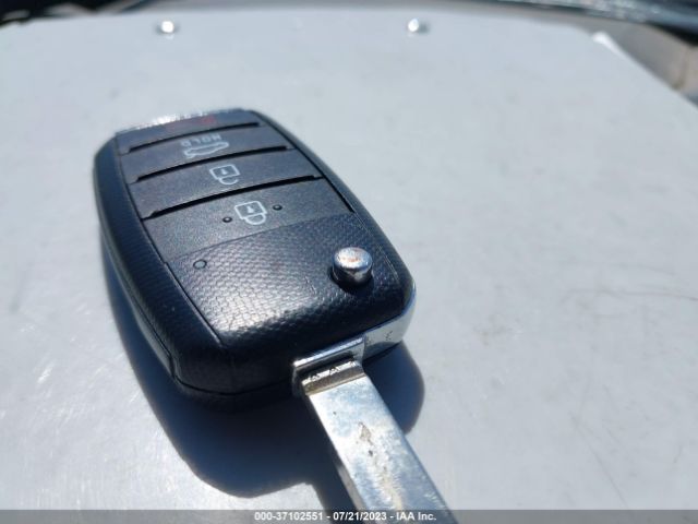 5XXGT4L34GG006959 KIA Optima Lx