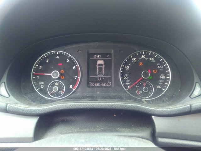1VWBT7A37EC104571 Volkswagen Passat Se W/sunroof