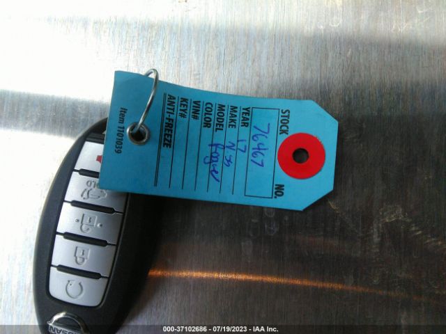 5N1AT2MT5HC740791 Nissan ROGUE SV