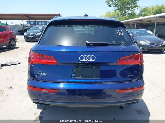 WA1BNAFY6K2127270 Audi Q5 Premium Plus