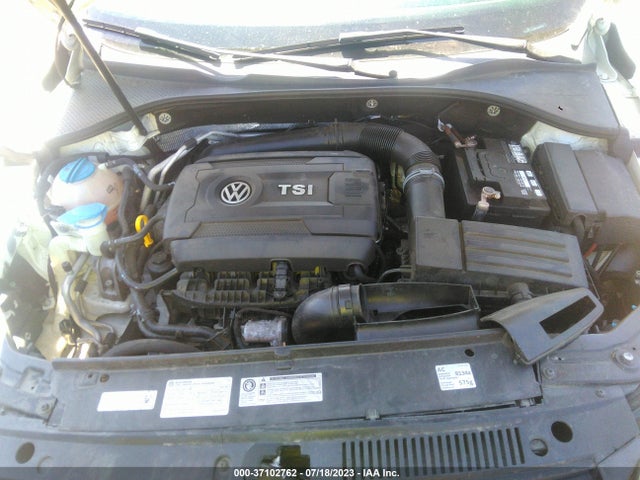 1VWAT7A36EC054726 Volkswagen Passat Wolfsburg Ed