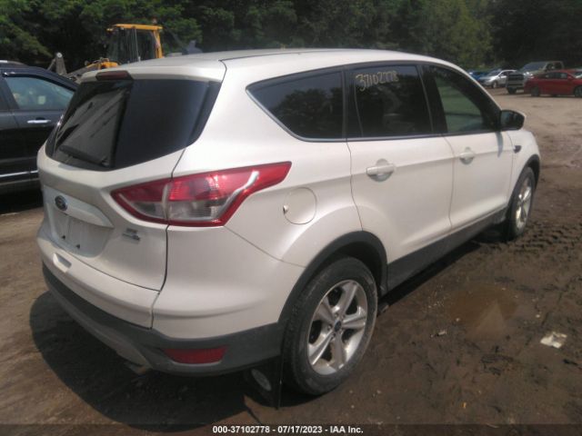 1FMCU9G94EUD90736 Ford ESCAPE SE
