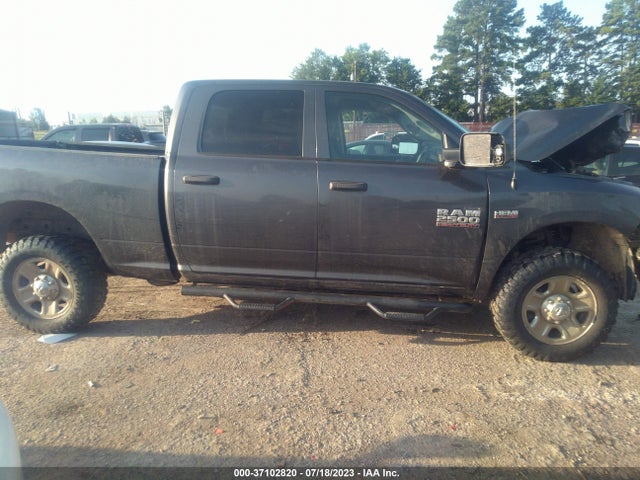 3C6UR5CJ3JG108545 RAM 2500 Tradesman