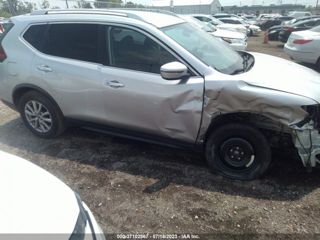 2018 NISSAN ROGUE SV VIN: KNMAT2MT9JP567859
