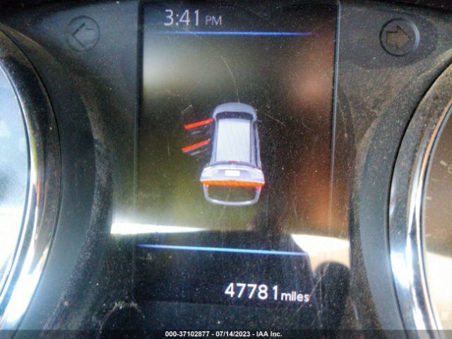 KNMAT2MT6JP584117 Nissan ROGUE SV