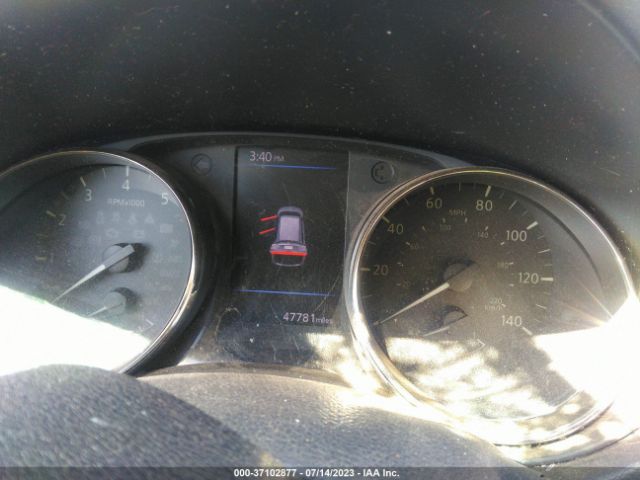 KNMAT2MT6JP584117 Nissan ROGUE SV