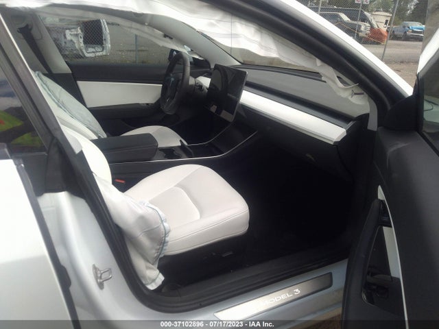Tesla Model 3 Long Range 2020 5YJ3E1EB4LF651524 Image 11
