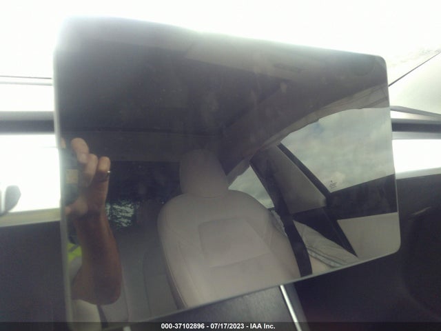 Tesla Model 3 Long Range 2020 5YJ3E1EB4LF651524 Image 13