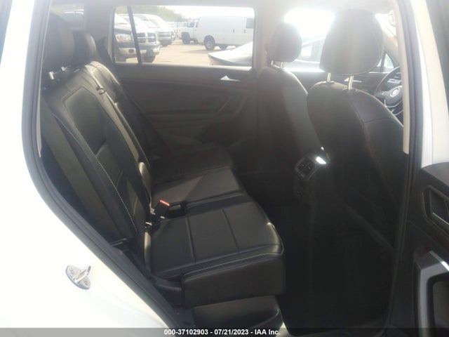 3VV2B7AX3MM120743 Volkswagen Tiguan Se/se R-line Black/sel