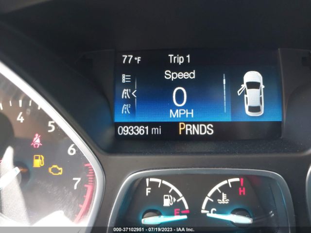 1FMCU9GD1HUC97908 Ford ESCAPE SE