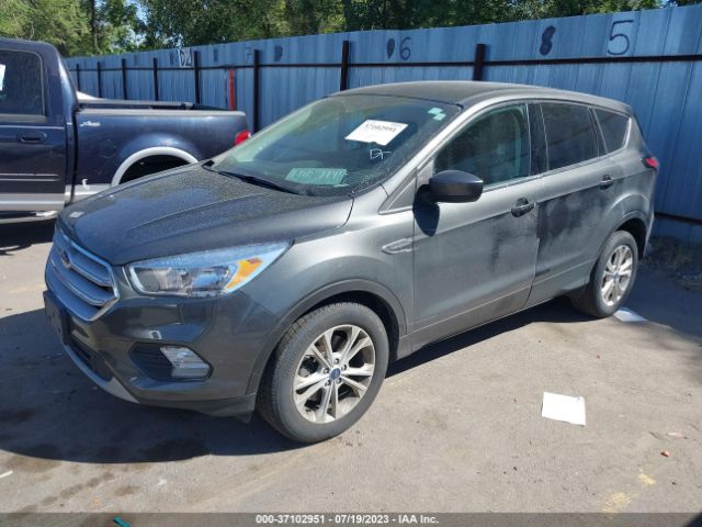 1FMCU9GD1HUC97908 Ford ESCAPE SE