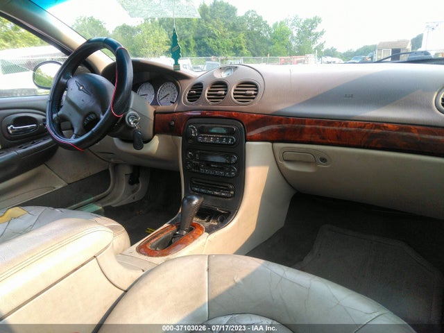 2001 CHRYSLER LHS VIN: 2C3AC56G81H526388