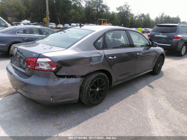 1VWAT7A36FC091051 Volkswagen Passat 1.8t Wolfsburg Ed