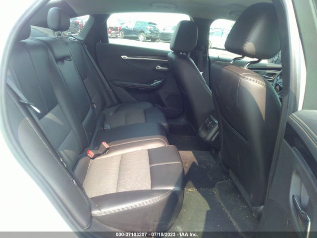 Chevrolet IMPALA LT 2016 2G1115S33G9184526 Image 8