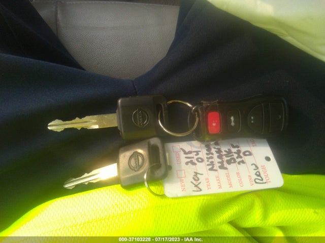 2004 NISSAN MAXIMA SL VIN: 1N4BA41E04C862295