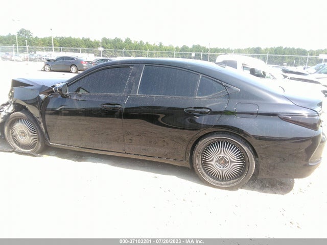 58ADZ1B15LU080710 Lexus ES