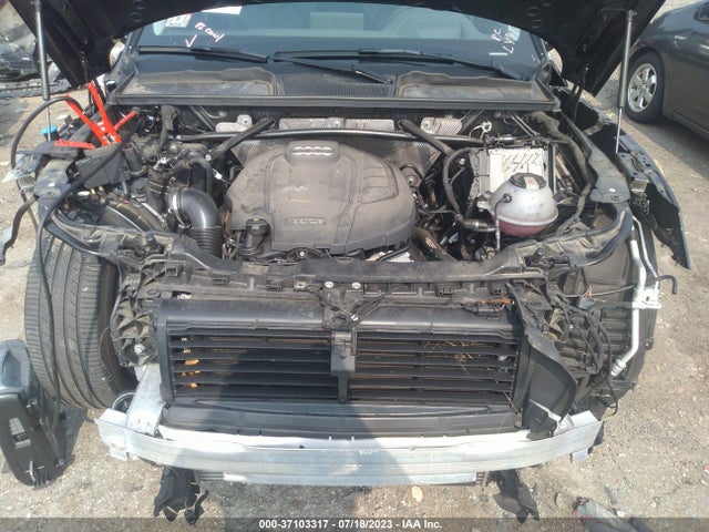 WA1CNAFY2K2047985 Audi Q5 Prestige