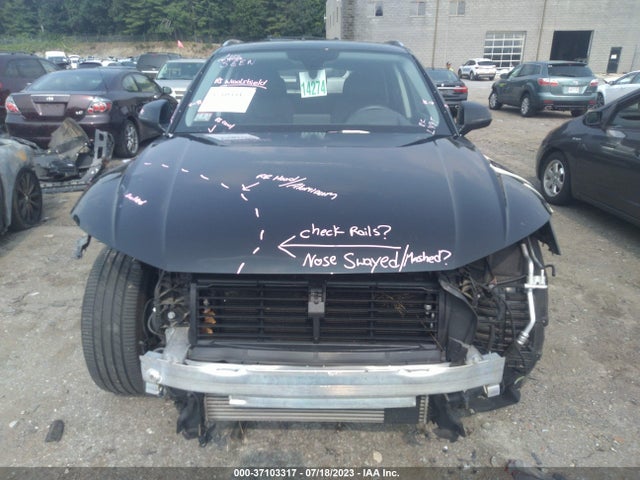 WA1CNAFY2K2047985 Audi Q5 Prestige