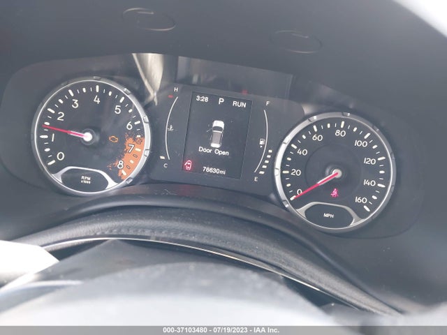 ZACCJABT2GPE17275 Jeep Renegade Latitude