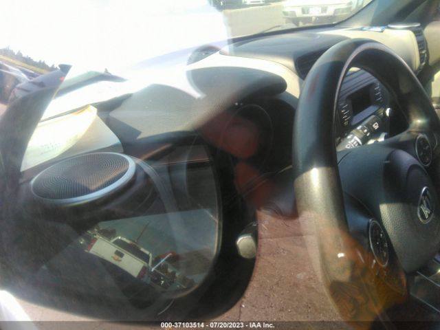 KNDJN2A22E7043321 KIA Soul Base