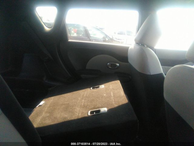 KNDJN2A22E7043321 KIA Soul Base