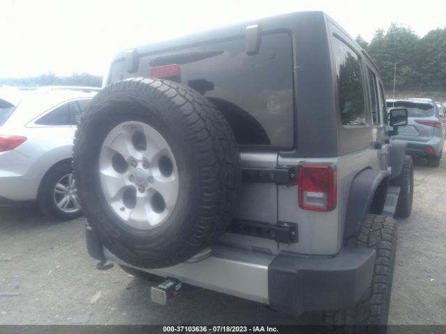 1C4BJWEGXFL611529 Jeep Wrangler Unlimited Sahara