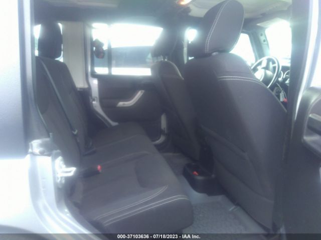 1C4BJWEGXFL611529 Jeep Wrangler Unlimited Sahara