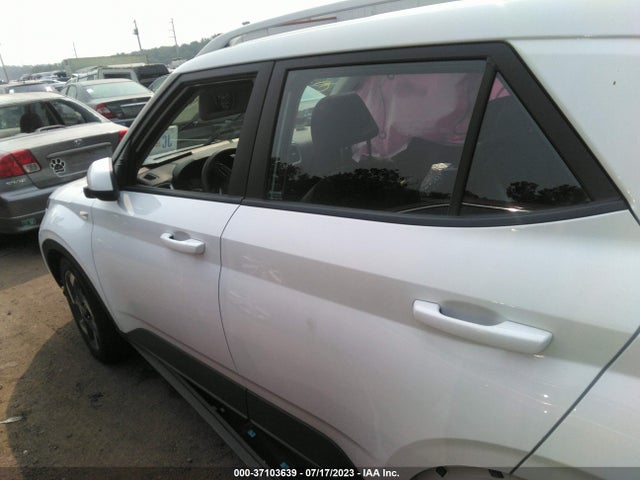 Hyundai Venue Sel 2022 KMHRC8A35NU207629 Image 5