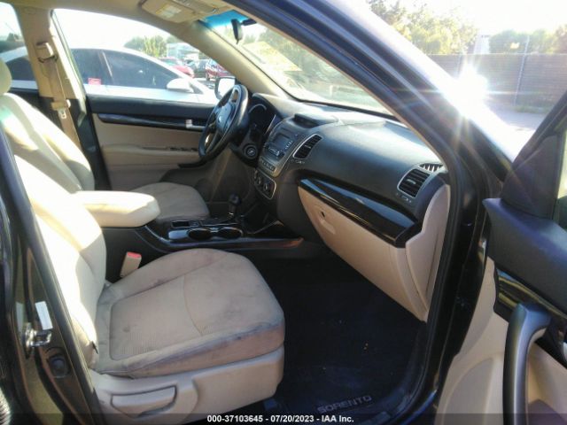 5XYKT3A64FG593580 KIA SORENTO LX