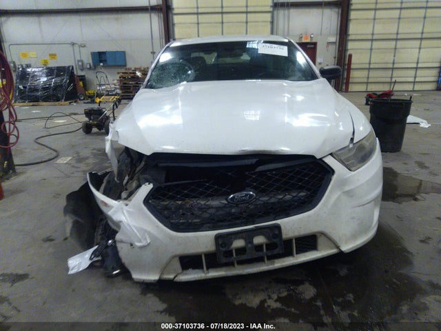 Ford SEDAN POLICE INTERCEPTOR 2015 1FAHP2L84FG182240 Image 4