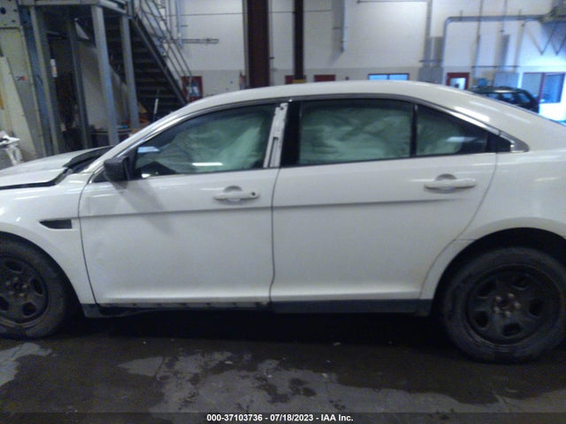 Ford SEDAN POLICE INTERCEPTOR 2015 1FAHP2L84FG182240 Image 6