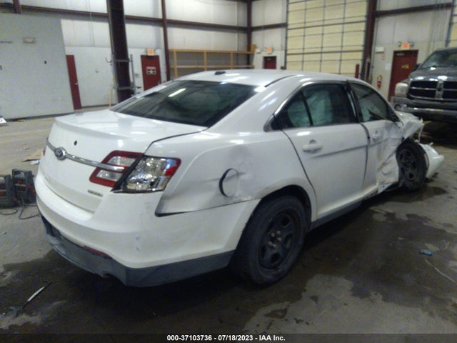 Ford SEDAN POLICE INTERCEPTOR 2015 1FAHP2L84FG182240 Image 10