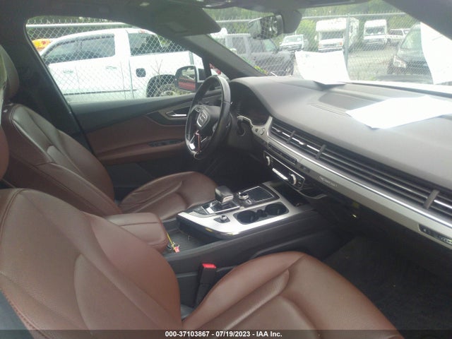 WA1VAAF74HD025947 Audi Q7 Prestige