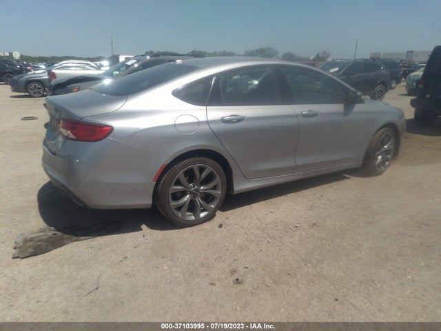 Chrysler 200 S 2015 1C3CCCBG2FN572963 Image 4