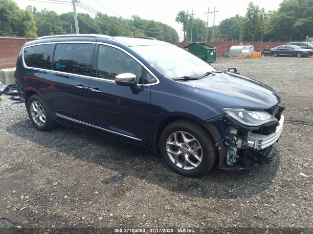 Chrysler Pacifica Limited 2018 2C4RC1GG4JR112816 Image 1