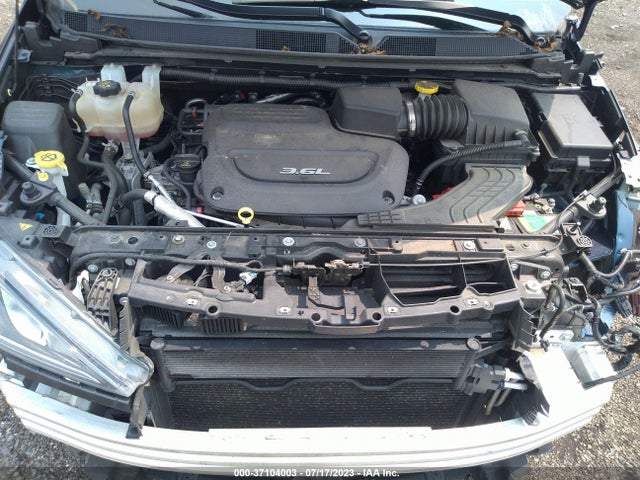 Chrysler Pacifica Limited 2018 2C4RC1GG4JR112816 Image 10