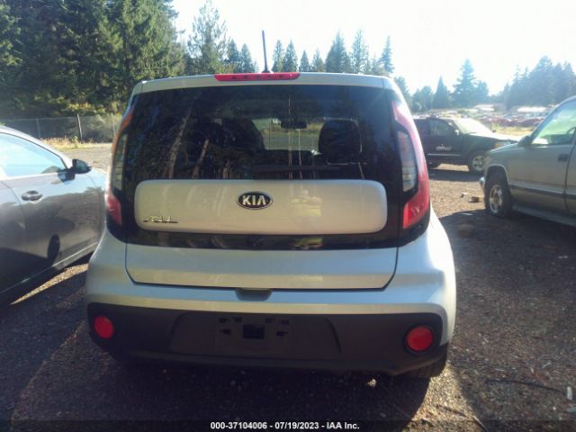 KNDJN2A26K7020698 KIA Soul Base
