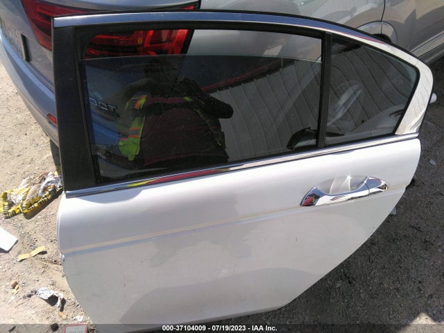 2012 HONDA ACCORD SDN EX-L VIN: 1HGCP3F83CA031556