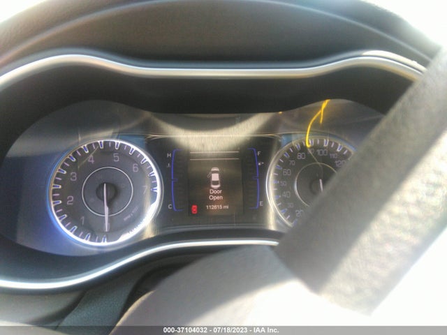 1C3CCCAB8GN117204 Chrysler 200 Limited