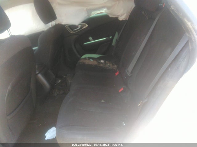 1C3CCCAB8GN117204 Chrysler 200 Limited
