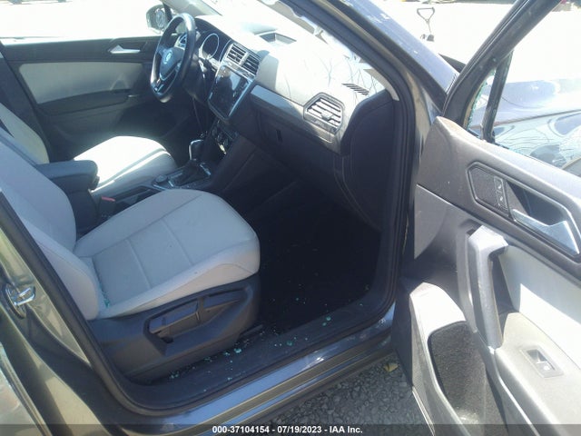 3VV2B7AX6JM206124 Volkswagen Tiguan Sel/se