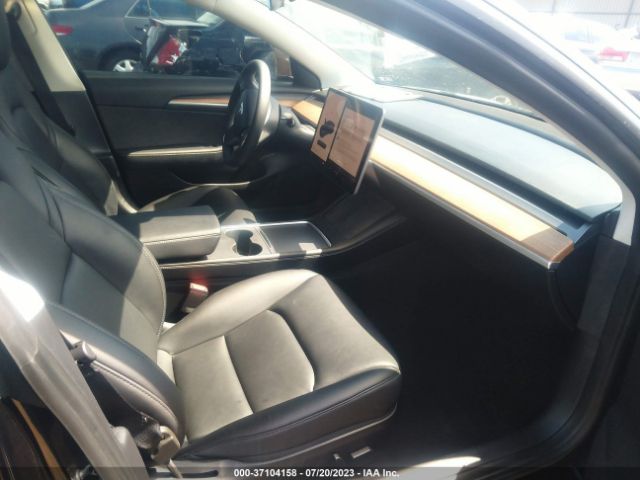 5YJ3E1EA8NF148119 Tesla MODEL 3