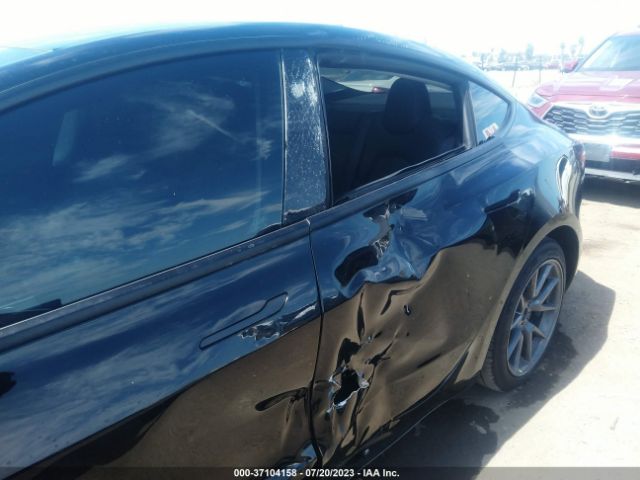 5YJ3E1EA8NF148119 Tesla MODEL 3