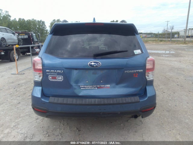Subaru Forester 2.5i Premium 2018 JF2SJAECXJH572387 Image 16