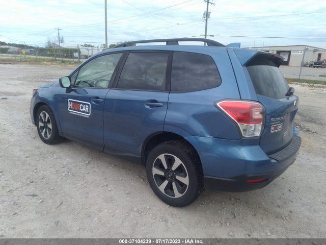 Subaru Forester 2.5i Premium 2018 JF2SJAECXJH572387 Image 3