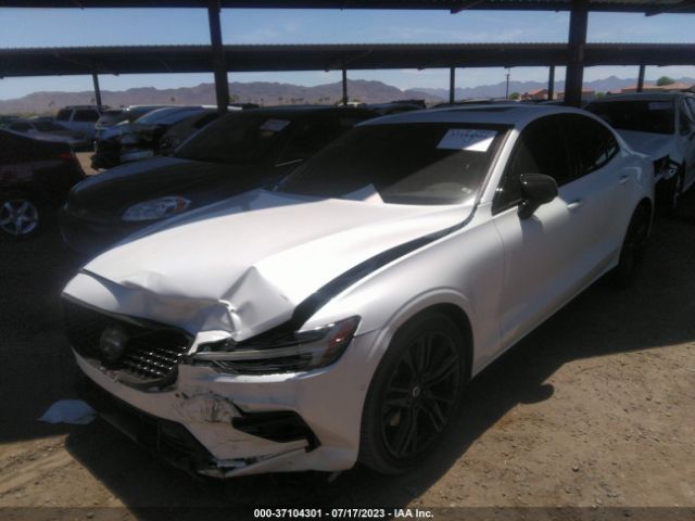 7JRL12FH1PG230233 Volvo S60 Plus Black Edition