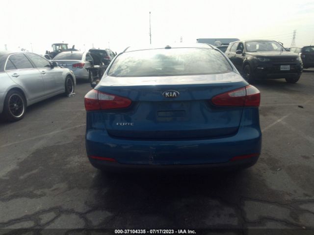KNAFX4A69E5211592 KIA FORTE LX