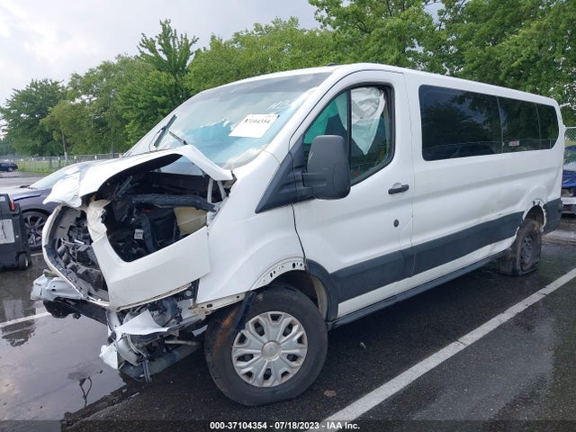 Ford Transit Passenger Wagon Xl/xlt 2019 1FBZX2YM8KKA49562 Image 2